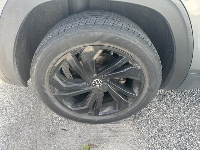 Used 2022 Volkswagen Atlas SE image 8