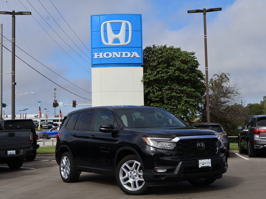 Certified 2025 Honda Passport EX-L image 1