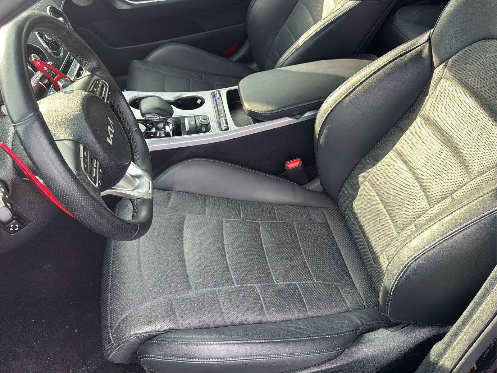 Used 2023 Kia Stinger GT2 RWD image 20