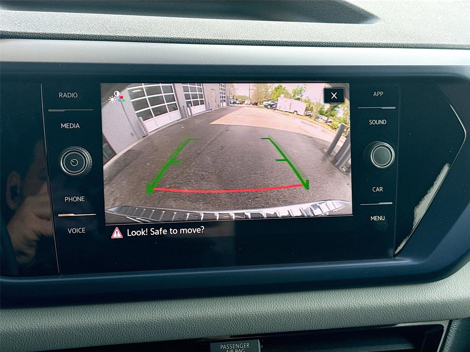 Used 2023 Volkswagen Taos SE w/ Panoramic Sunroof Package AWD/4WD image 13