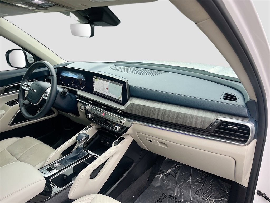 Used 2025 Kia Telluride SX image 31