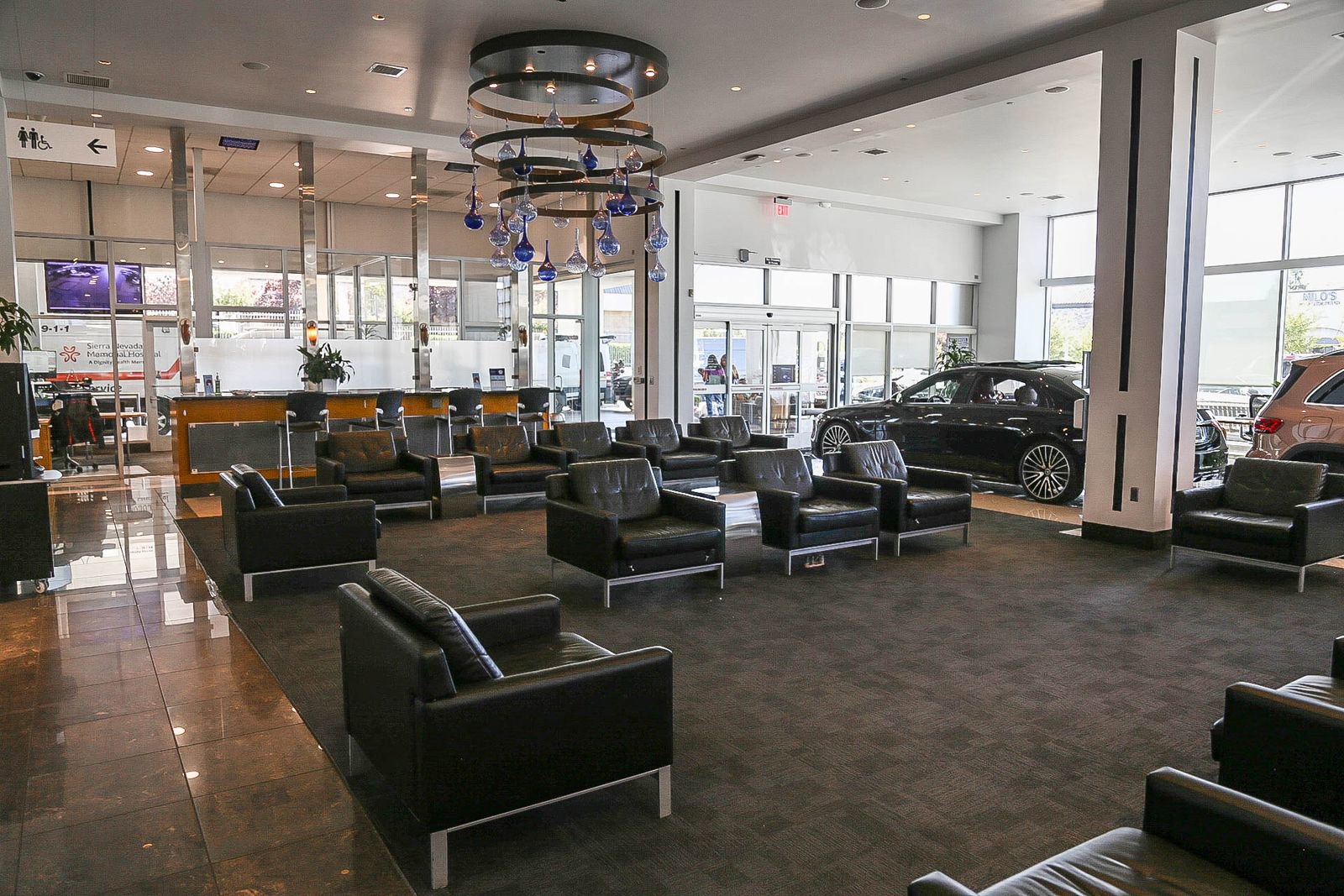 Used 2016 Mercedes-Benz C 300 Sedan image 33