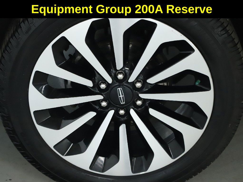 Used 2022 Lincoln Navigator Reserve image 12