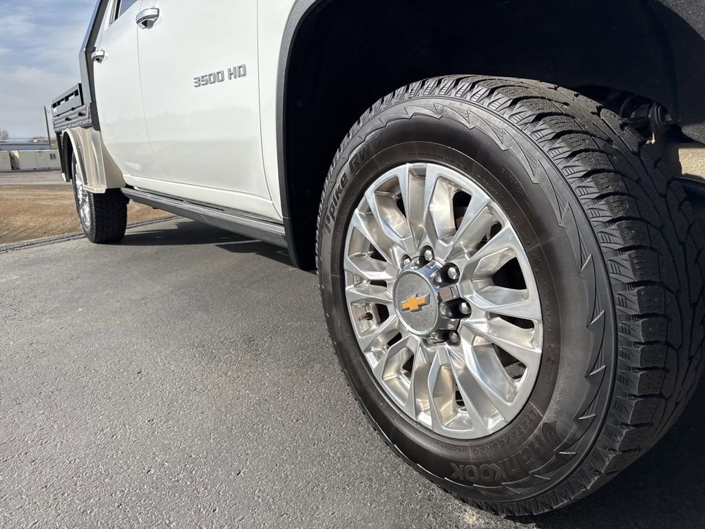 Used 2023 Chevrolet Silverado 3500 High Country w/ Z71 Off-Road Package image 7