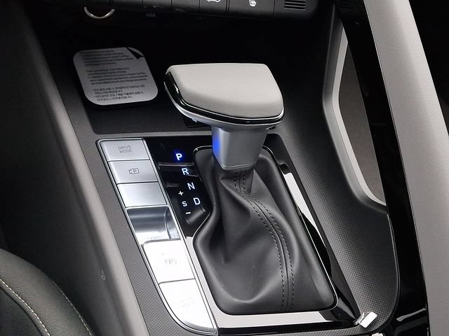 New 2026 Hyundai Elantra SEL Sport Premium FWD image 17
