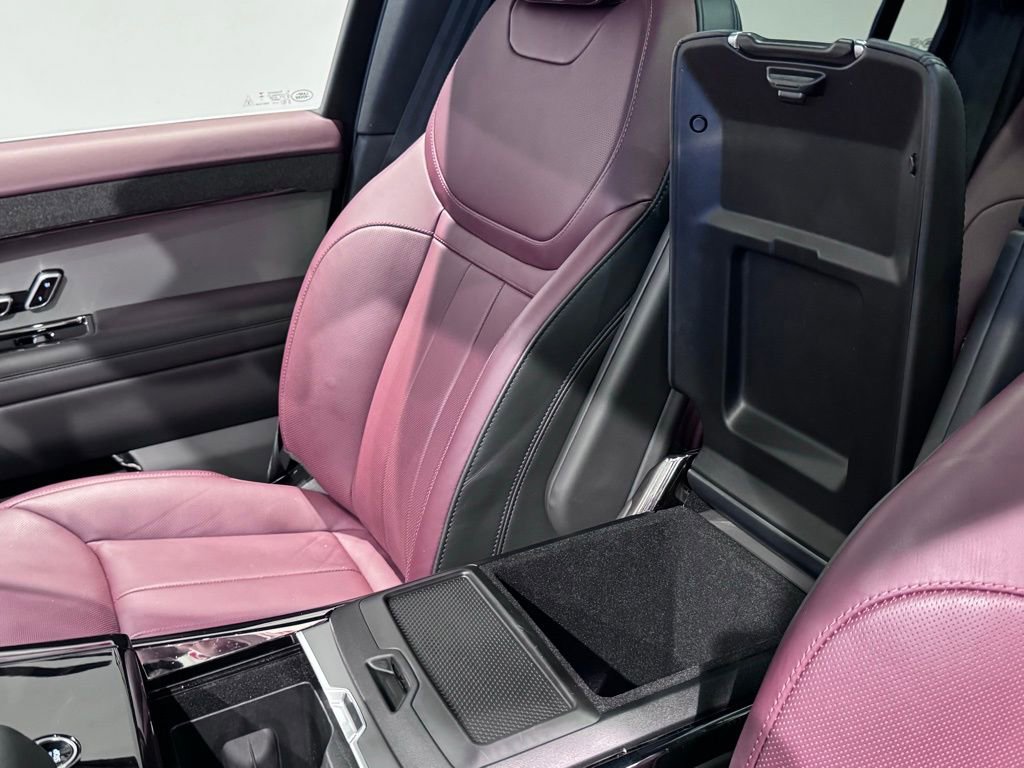 Used 2025 Land Rover Range Rover Sport Dynamic SE image 27