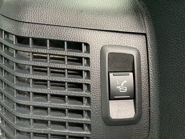 Used 2024 Toyota Sequoia Limited image 26