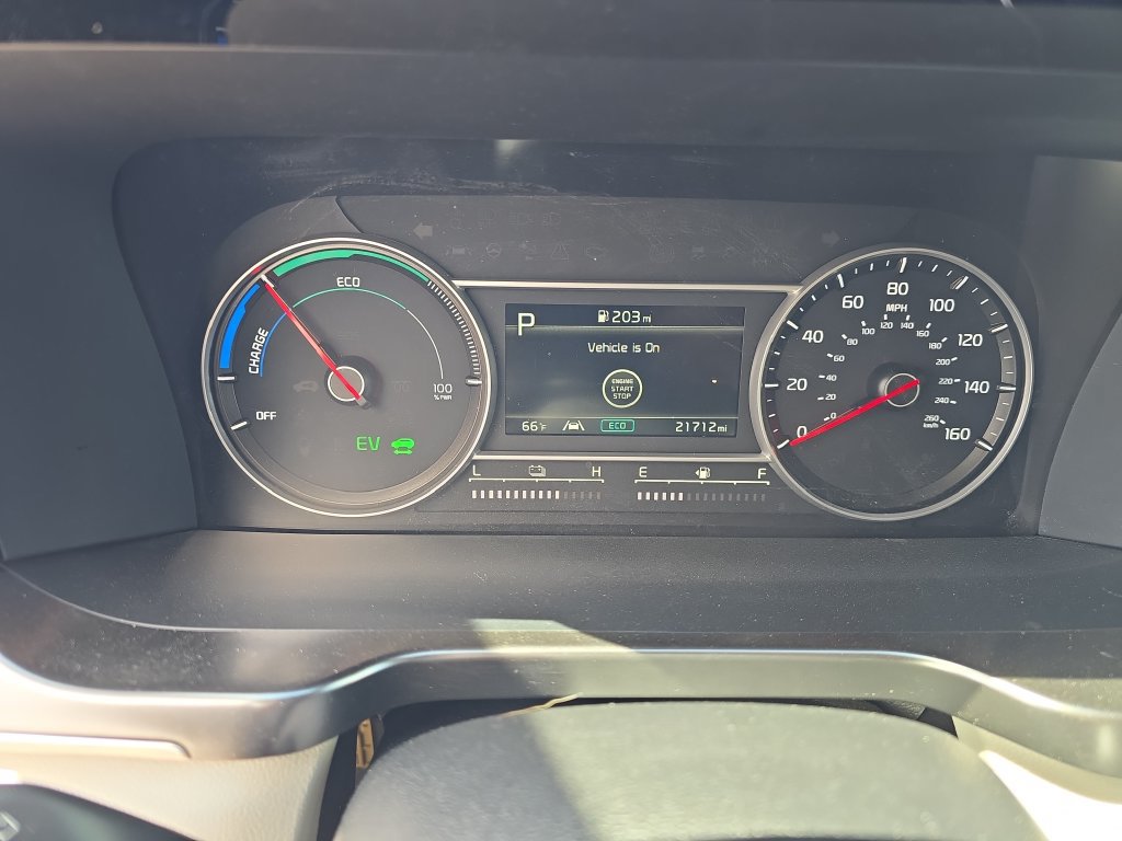 Used 2023 Kia Sorento EX AWD/4WD image 16