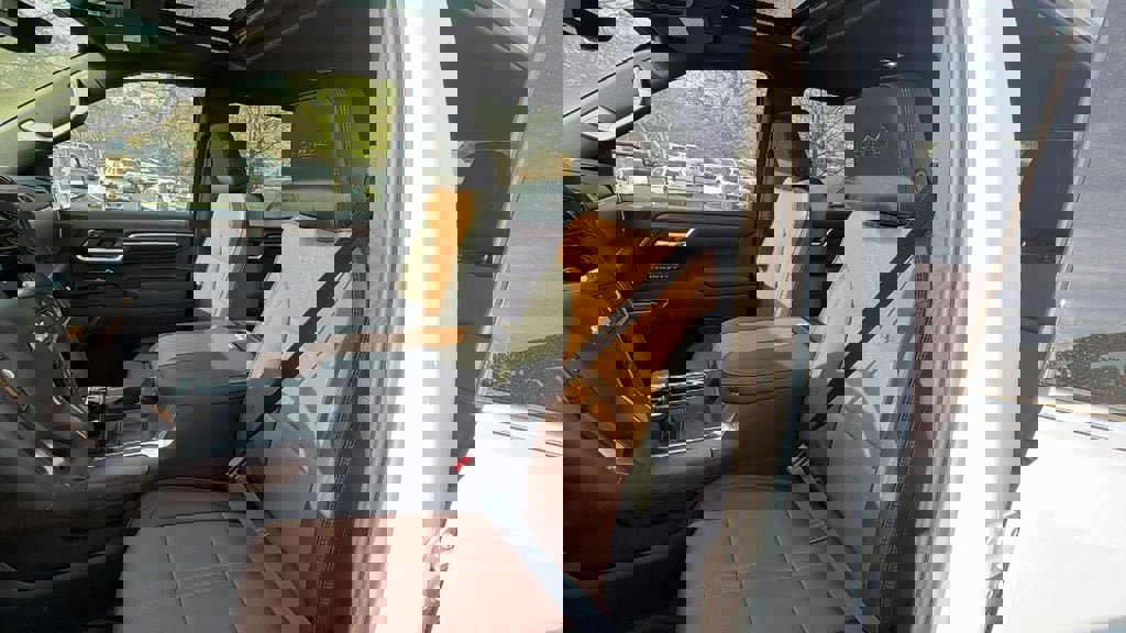 New 2026 Chevrolet Silverado 1500 High Country image 14