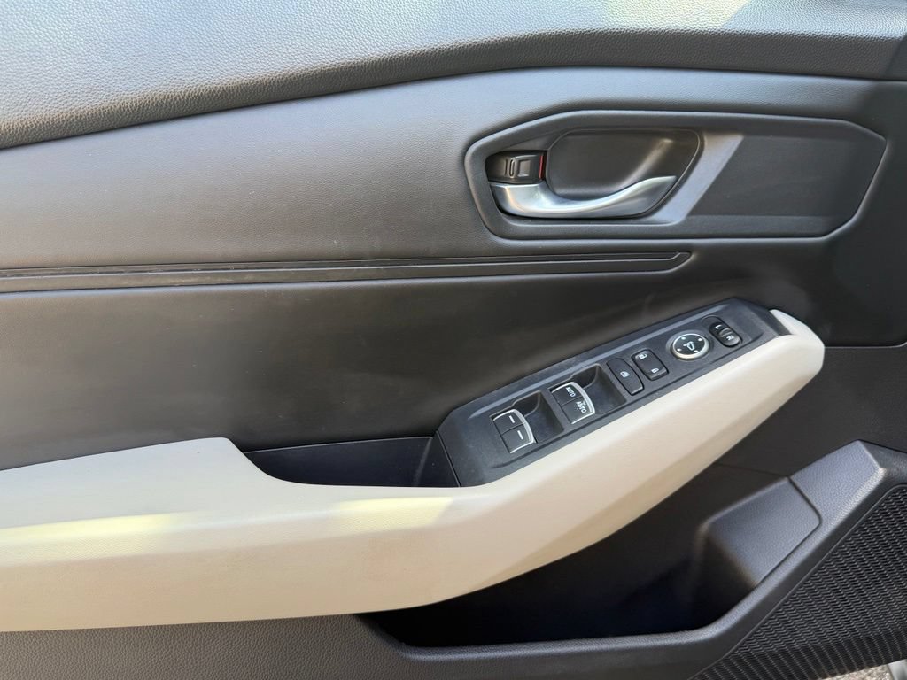 Certified 2023 Honda Accord EX image 15