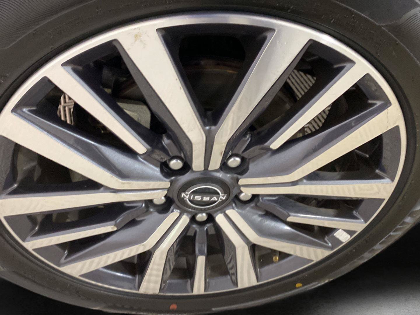 Used 2024 Nissan Kicks SV FWD image 8