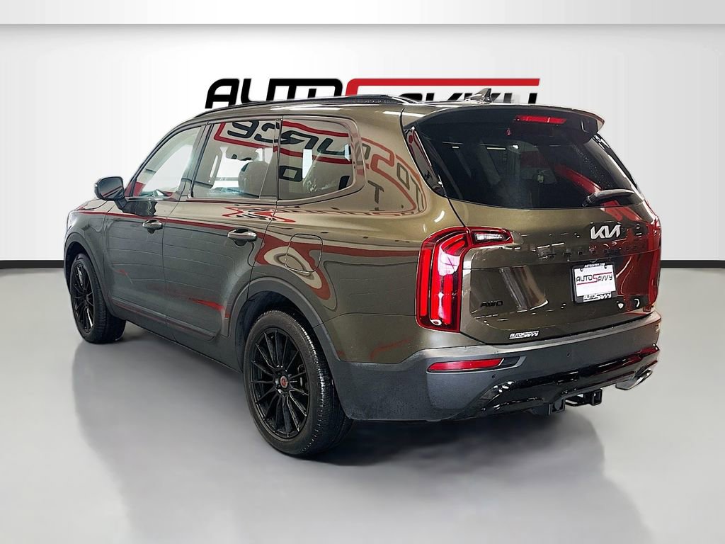 Used 2022 Kia Telluride EX w/ EX Premium Package image 5