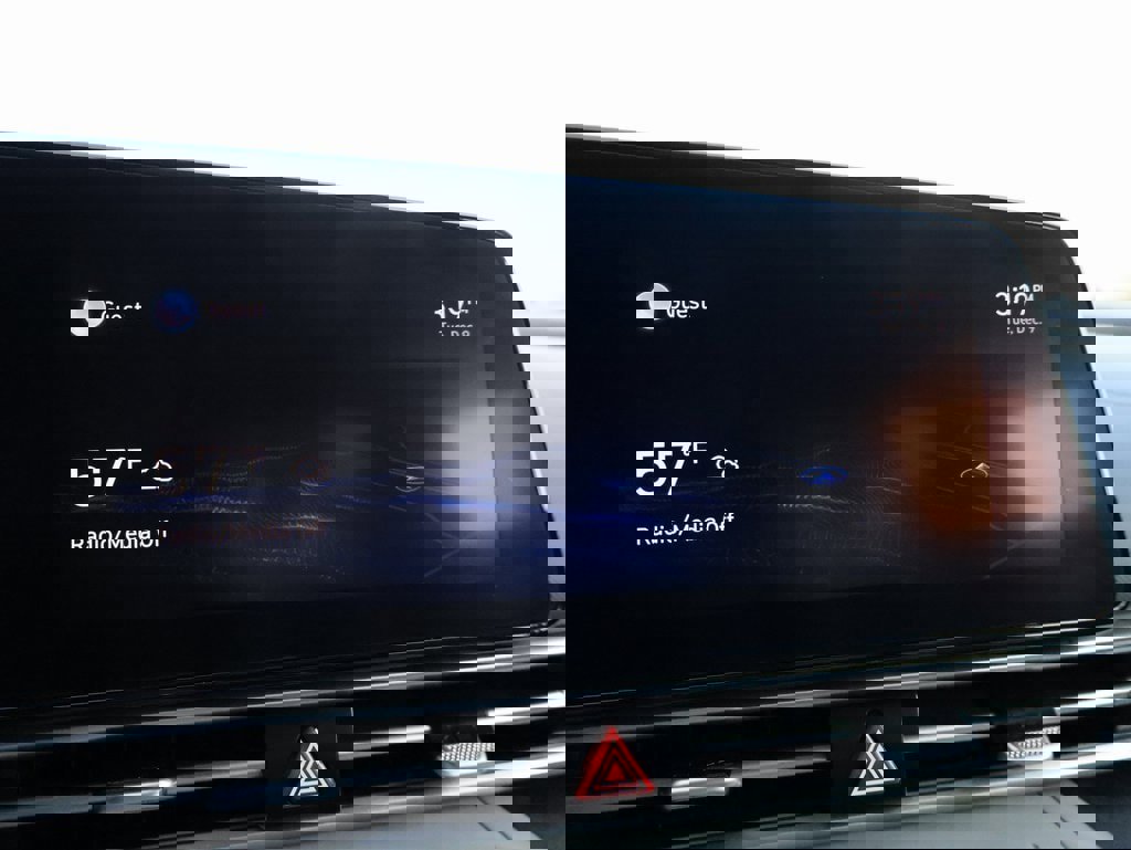 Certified 2022 Hyundai Elantra Limited image 34