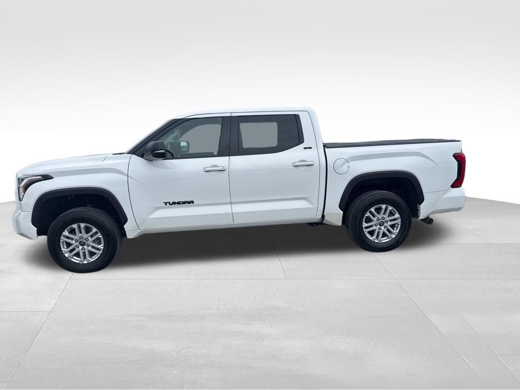 Used 2023 Toyota Tundra SR5 w/ SR5 Premium Package image 2