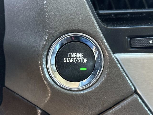 Used 2018 GMC Yukon XL Denali image 41