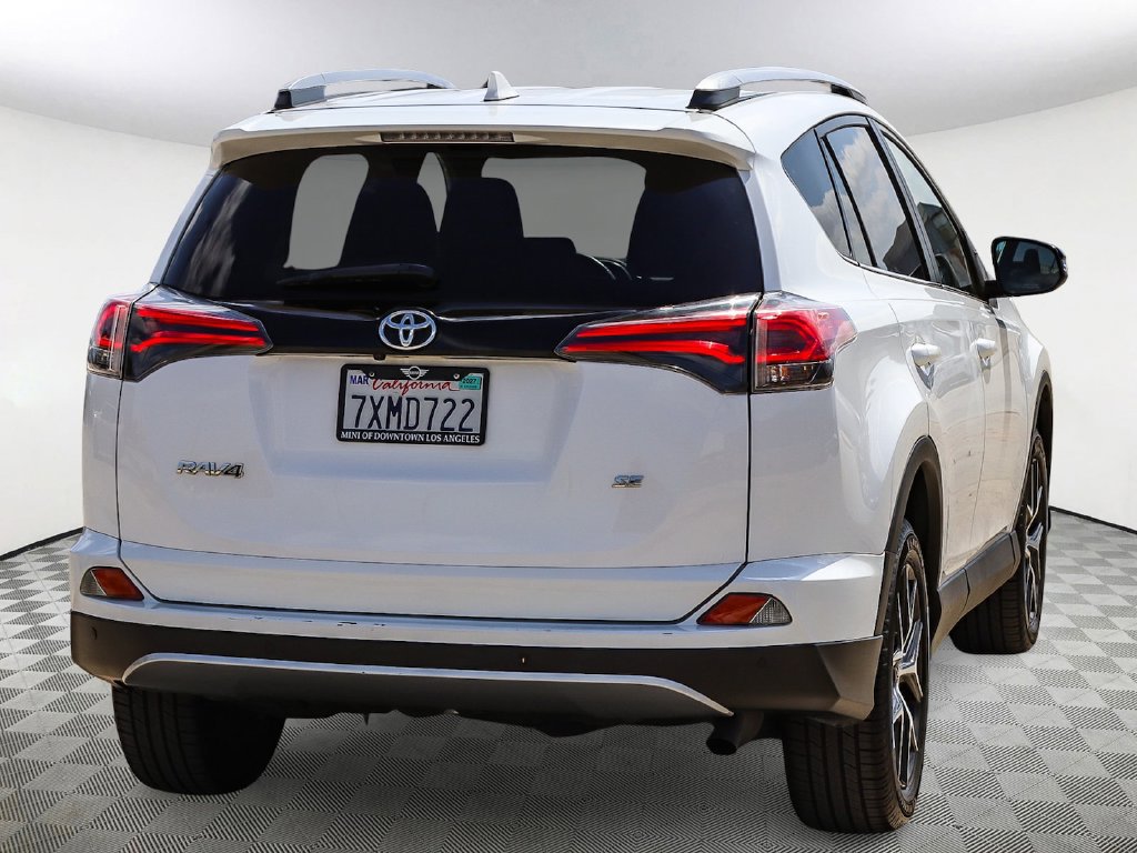 Used 2017 Toyota RAV4 SE w/ Advanced Technology Package FWD image 4
