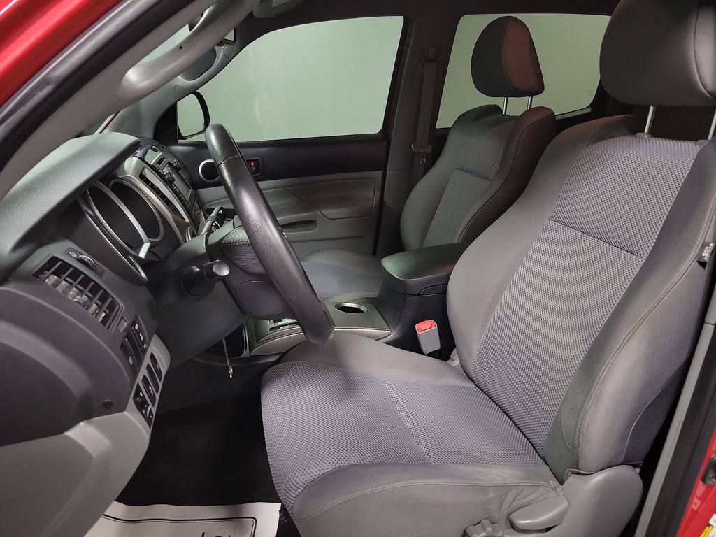 Used 2013 Toyota Tacoma 4x4 Double Cab image 13