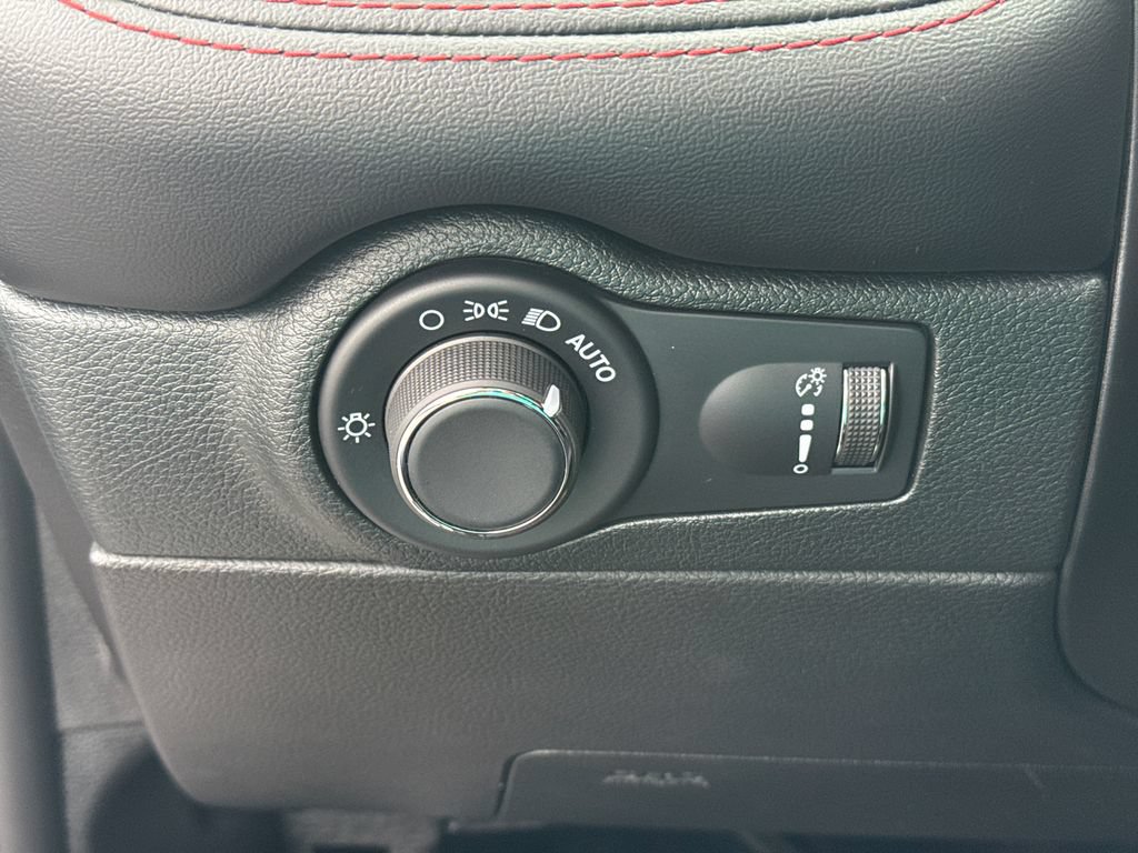 Used 2024 Dodge Durango R/T AWD/4WD image 19