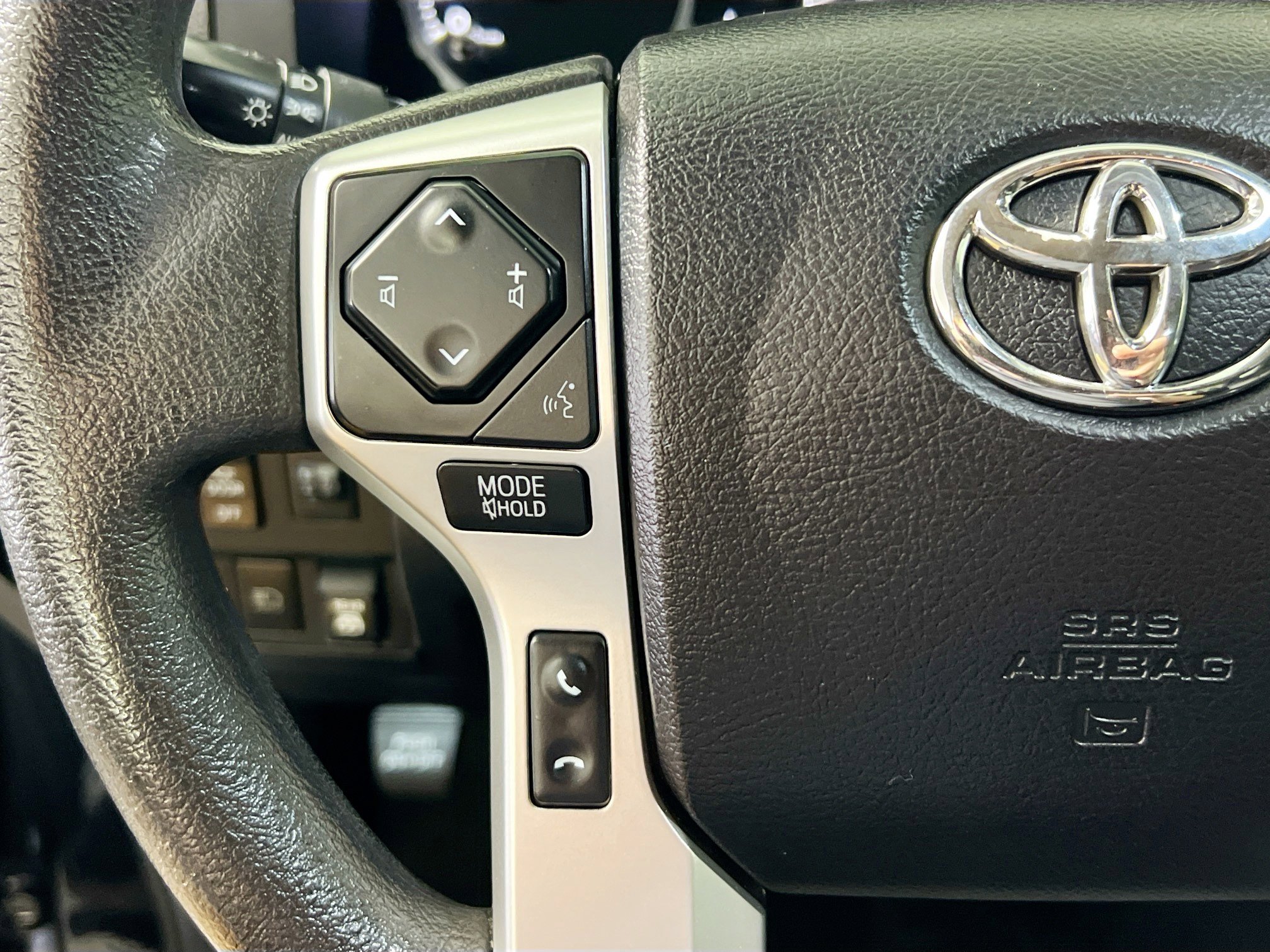 Used 2021 Toyota Tundra SR5 w/ TRD Off-Road Package image 18