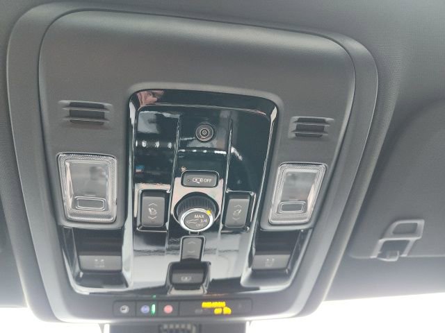 New 2026 GMC Yukon XL Denali w/ Sun & Power Step Package image 26