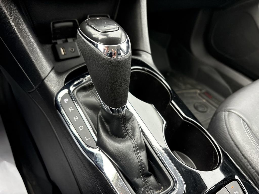 Certified 2017 Chevrolet Cruze Premier w/ Enhanced Convenience Package image 17