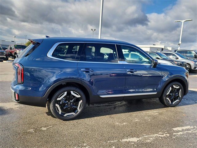 New 2025 Kia Telluride EX image 2