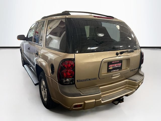 Used 2004 Chevrolet TrailBlazer LS w/ LS Preferred Equipment Group AWD/4WD image 6