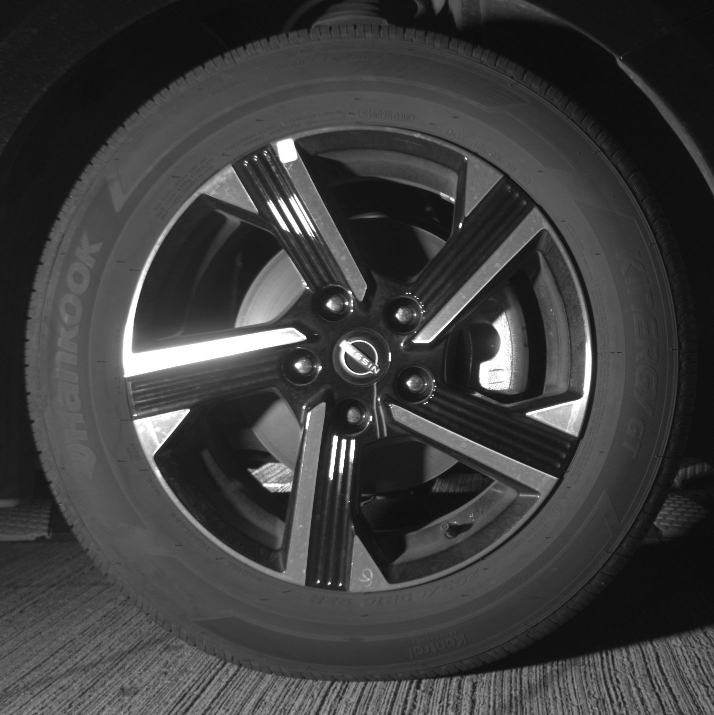 Used 2025 Nissan Sentra SV image 13