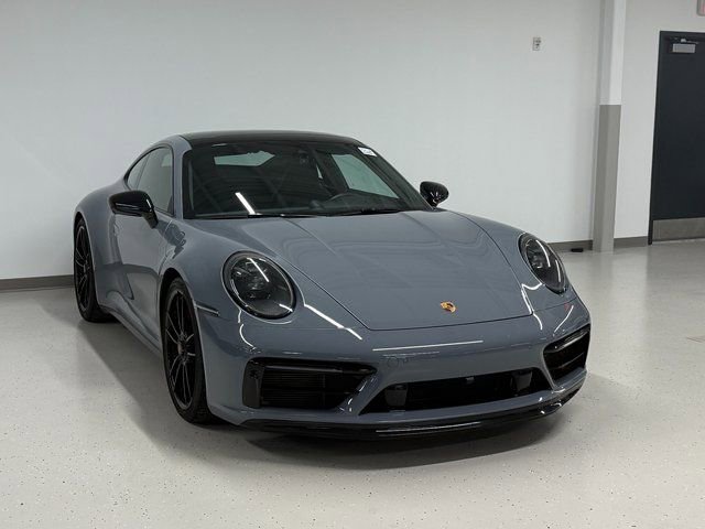 Certified 2024 Porsche 911 Carrera GTS image 8