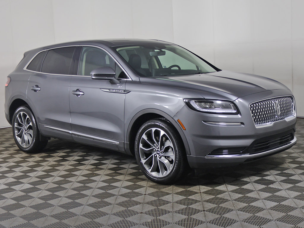 Used 2023 Lincoln Nautilus Reserve AWD/4WD image 57