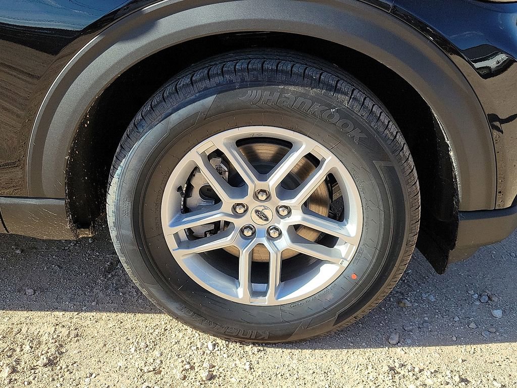 New 2025 Ford Explorer Active w/ Active Comfort Package RWD image 14