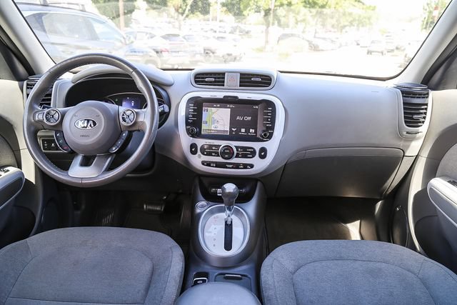 Used 2019 Kia Soul EV FWD image 13