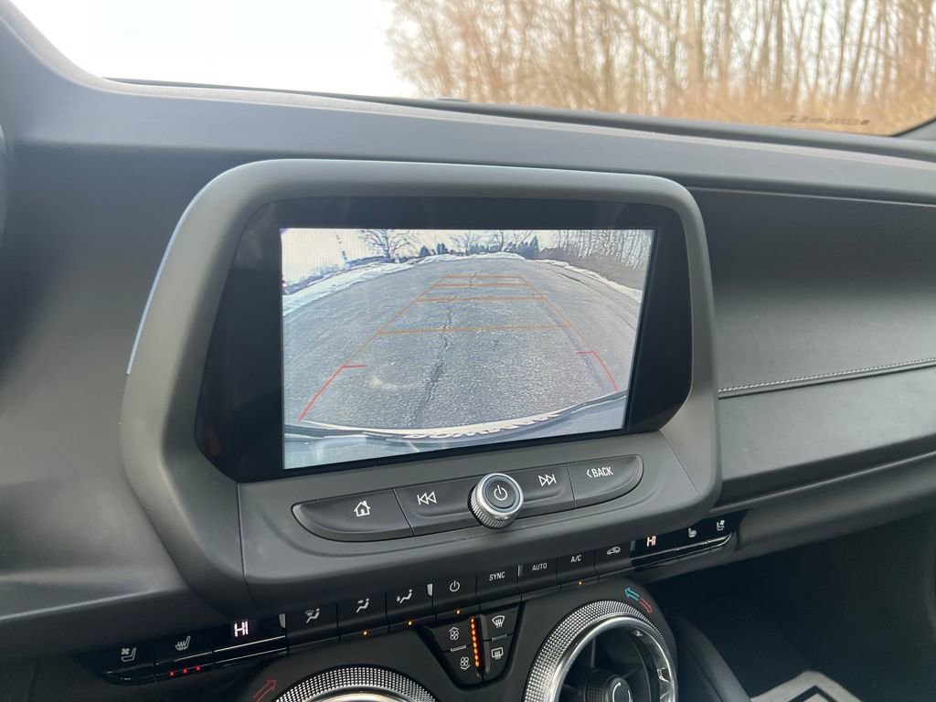 Used 2018 Chevrolet Camaro LT image 18