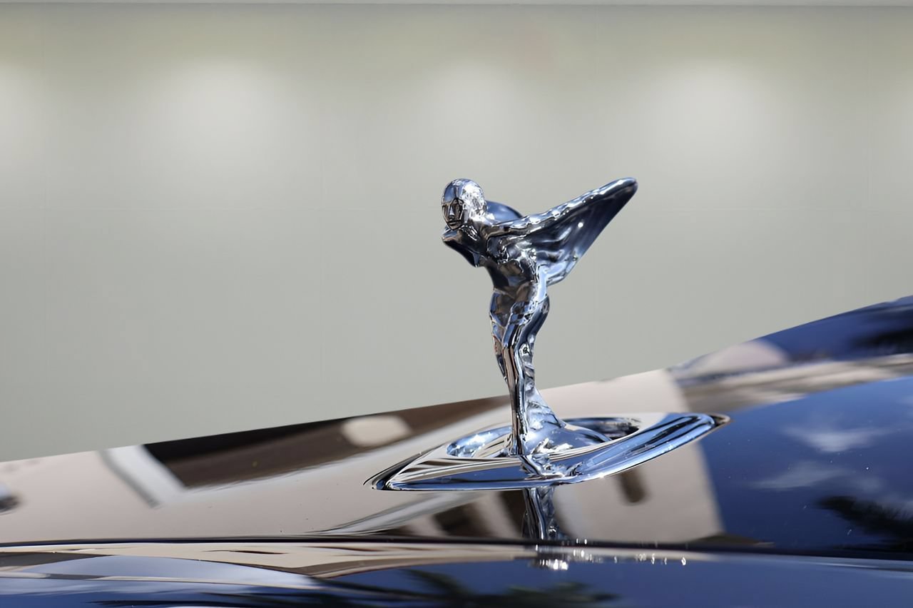 Certified 2024 Rolls-Royce Spectre w/ Leather Finishing Pack AWD/4WD image 10