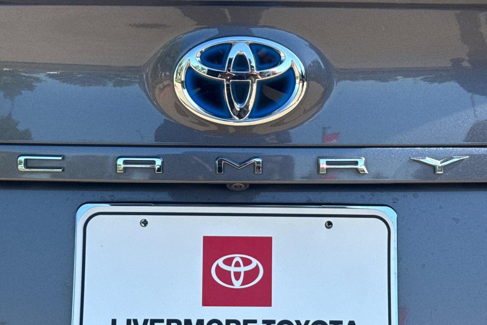 Used 2021 Toyota Camry SE w/ Cold Weather Package FWD image 49