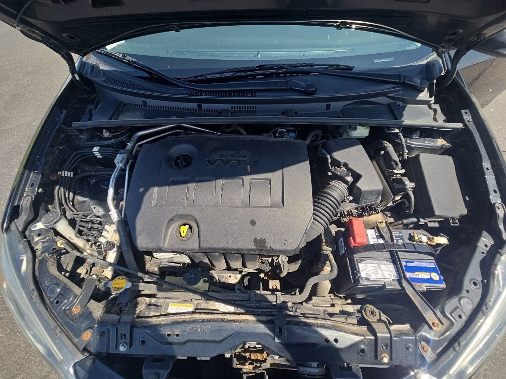 Used 2015 Toyota Corolla S FWD image 12