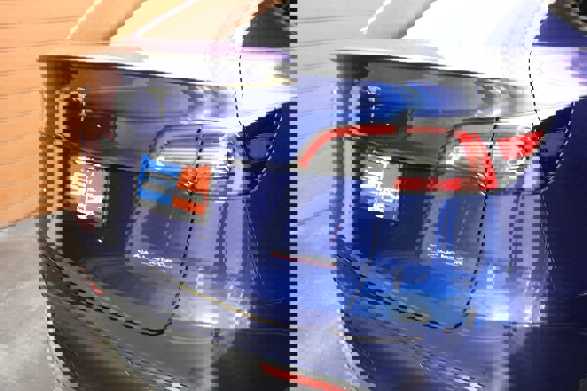 Used 2024 Tesla Model Y Performance image 13