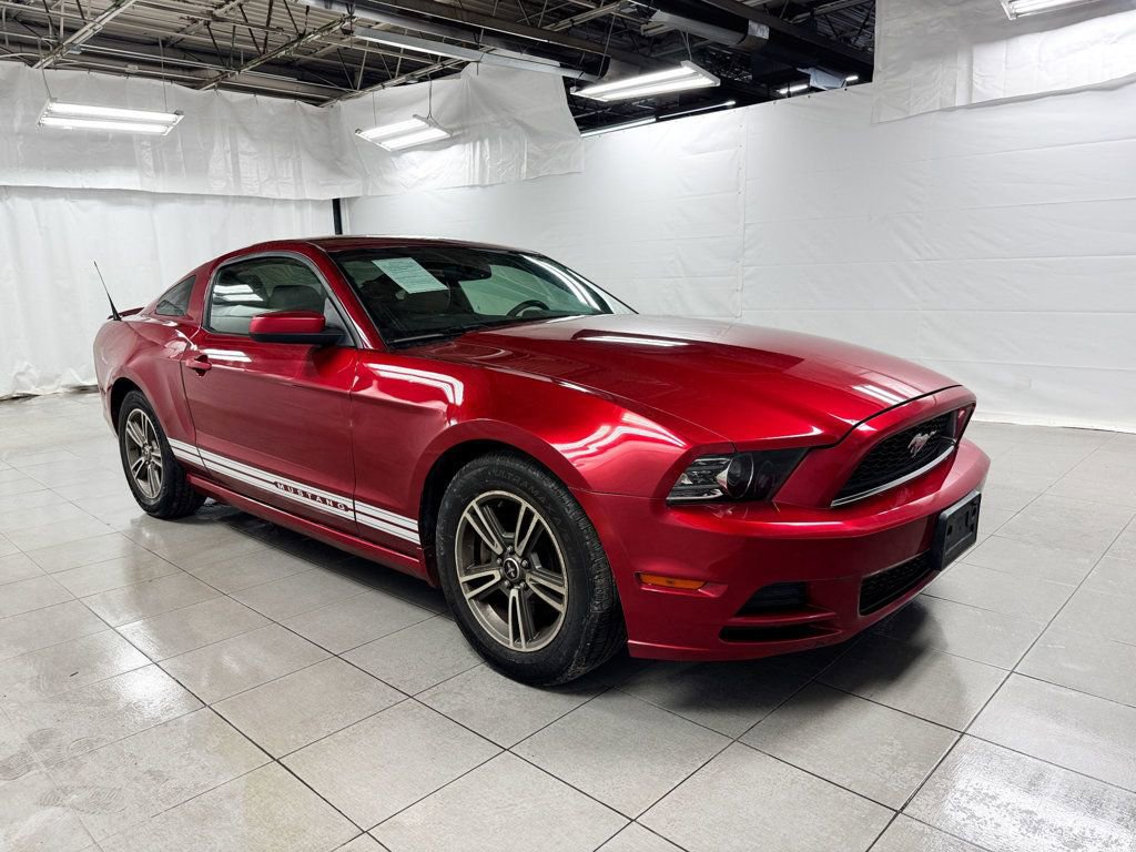Used 2013 Ford Mustang Premium image 8