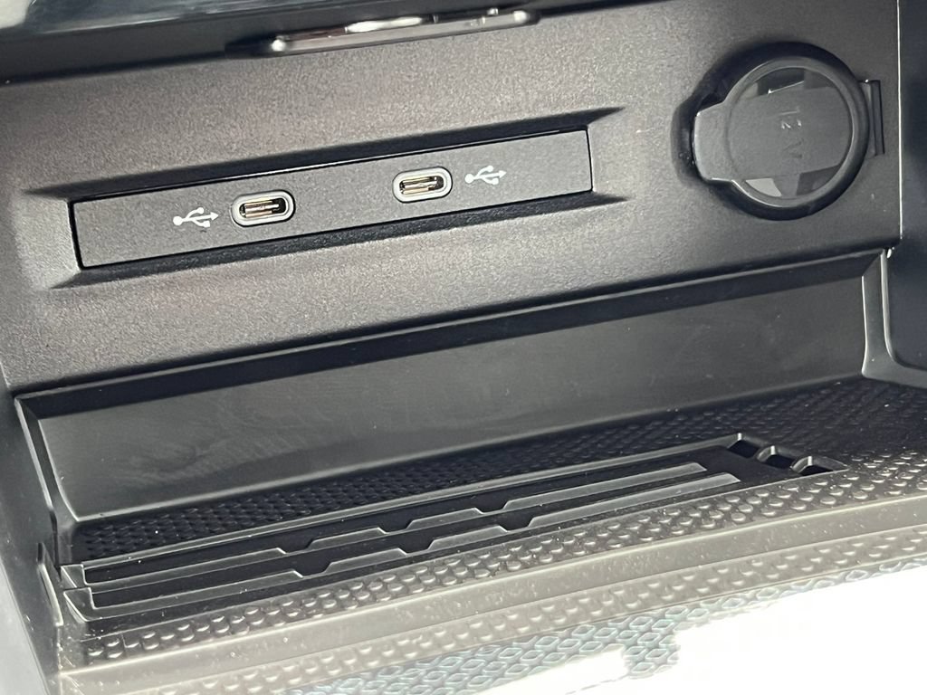 New 2026 Volkswagen Taos SE AWD/4WD image 26