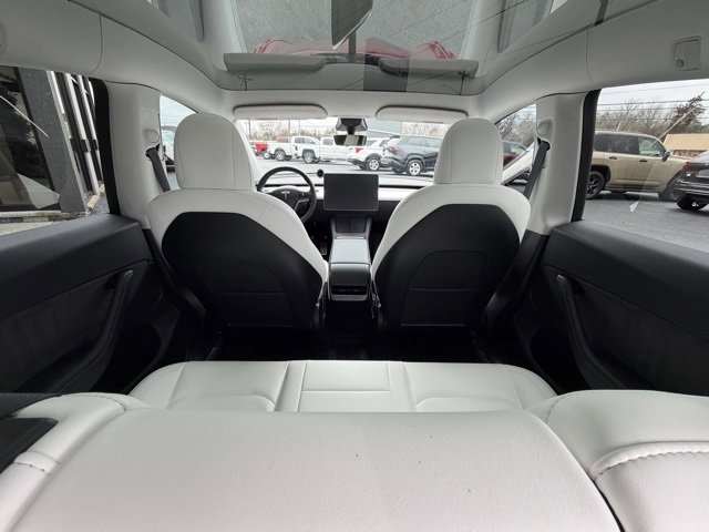 Used 2022 Tesla Model Y Performance image 25