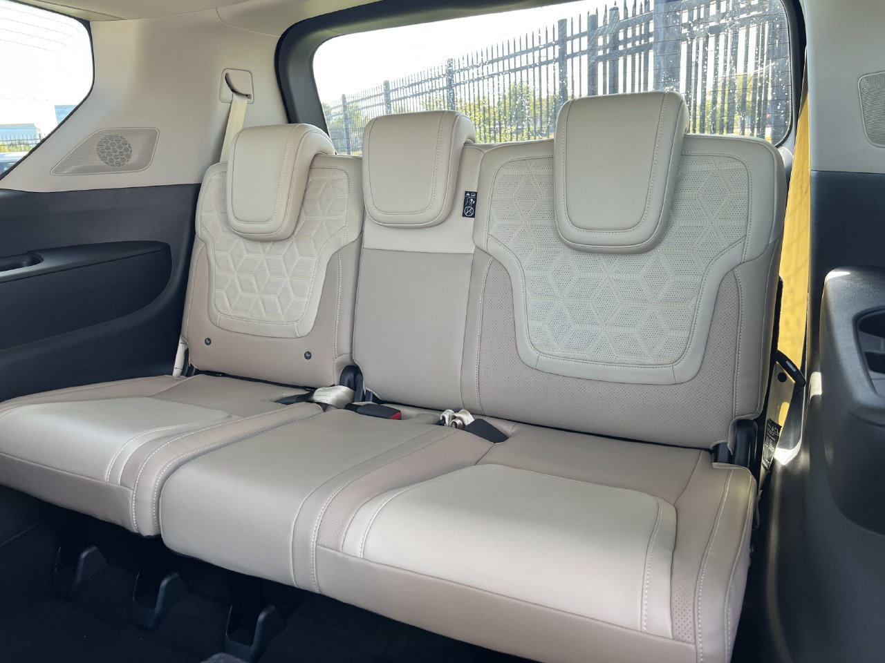 New 2027 Nissan Armada Platinum AWD/4WD image 16