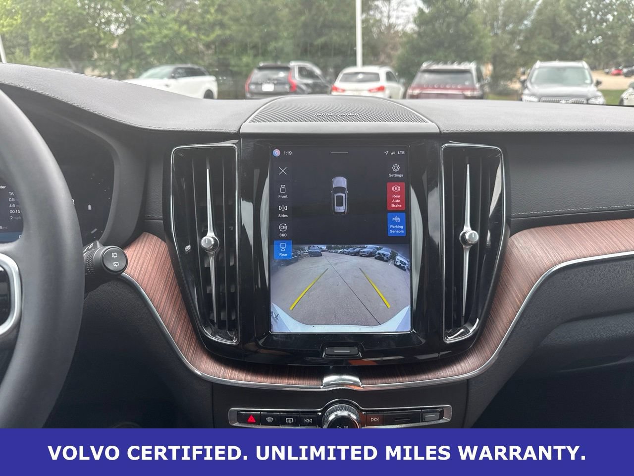 Certified 2023 Volvo XC60 B5 Ultimate w/ Climate Package AWD/4WD image 27