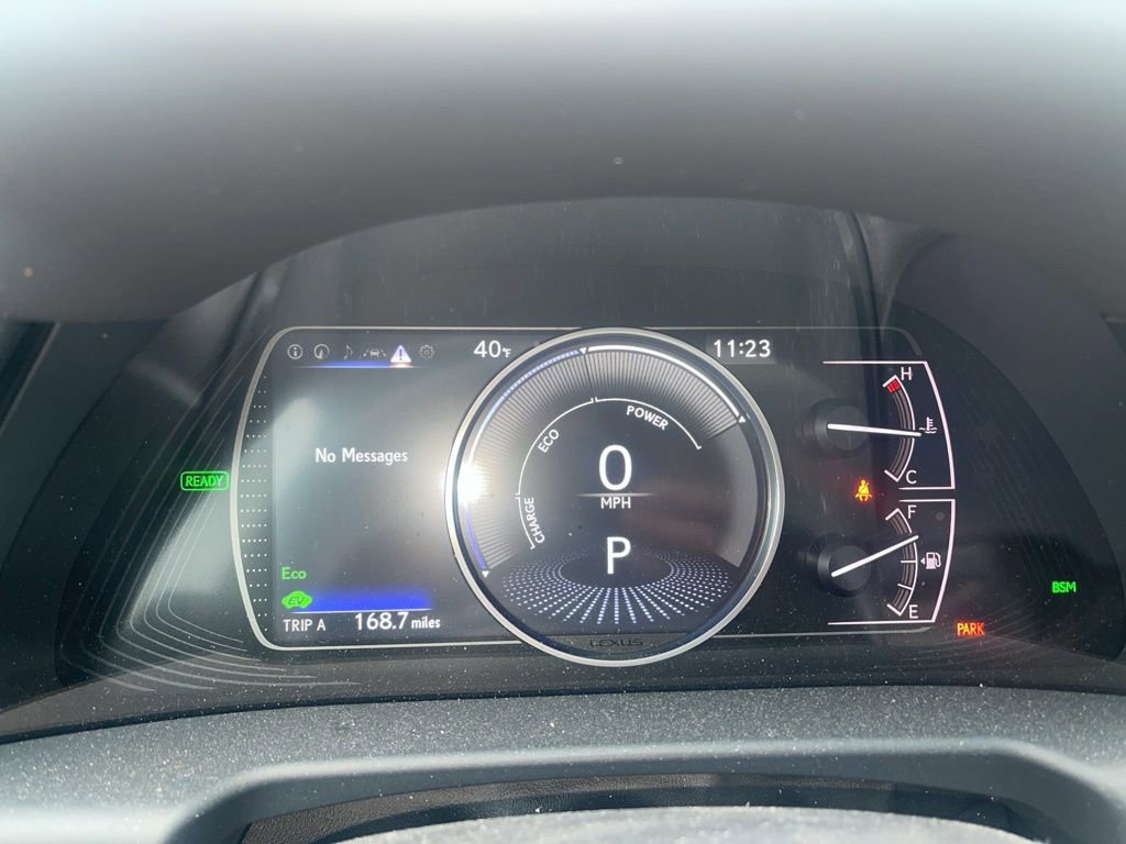 Used 2023 Lexus ES 300h w/ Premium Package image 8