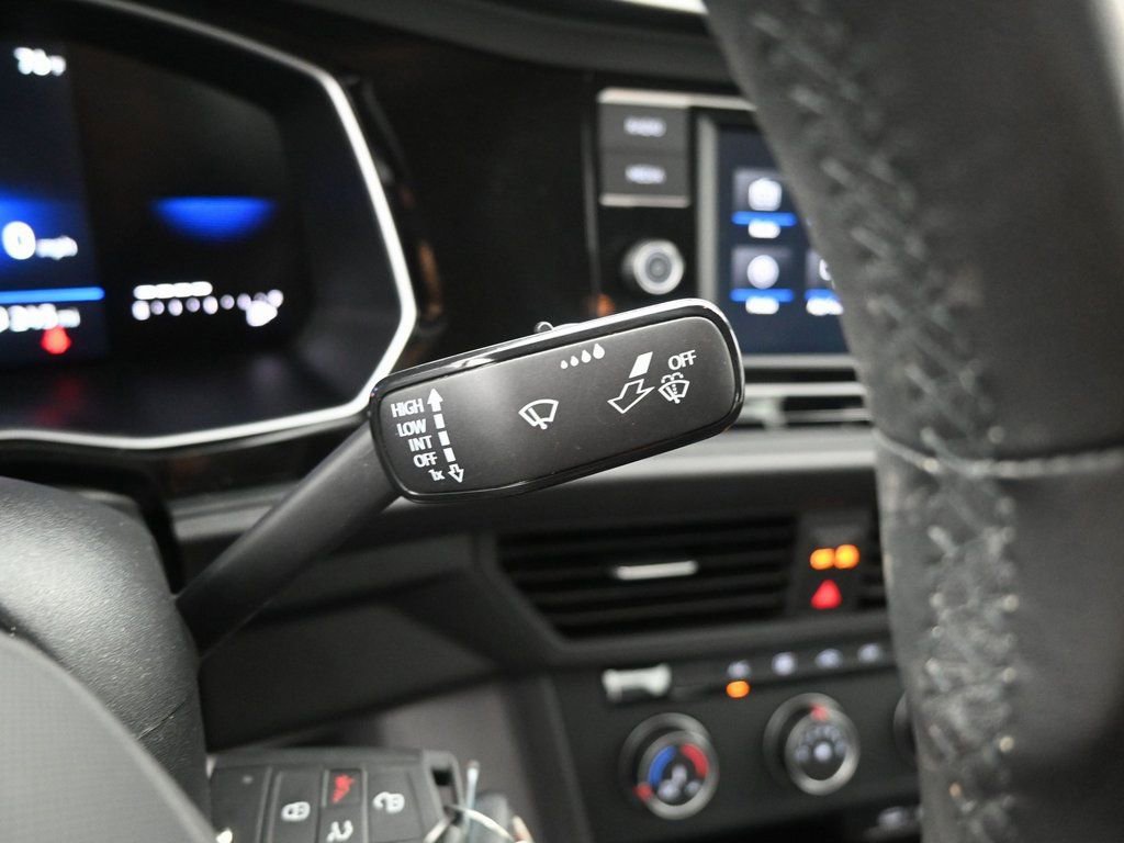 Used 2024 Volkswagen Jetta S image 18