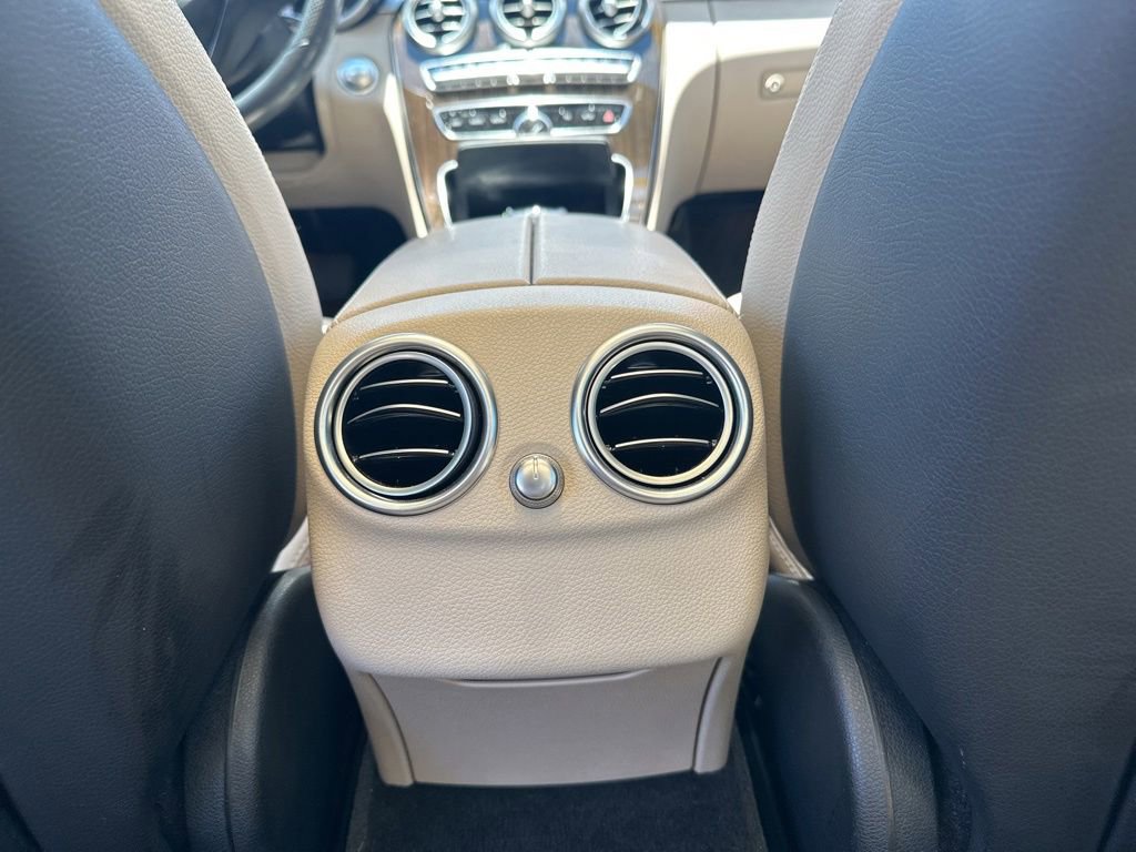 Used 2017 Mercedes-Benz C 300 4MATIC Sedan image 26