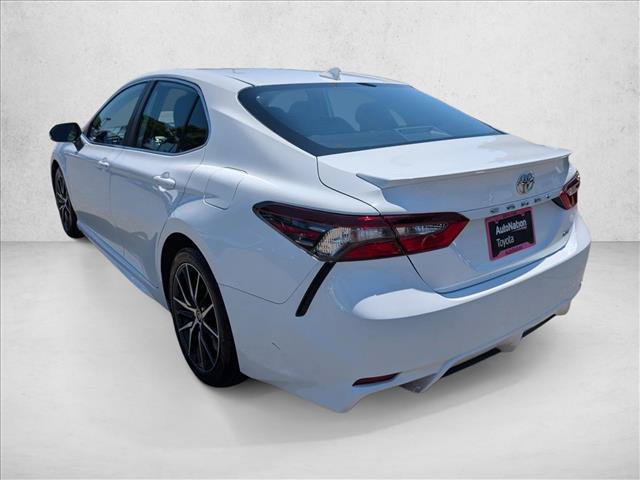 Used 2023 Toyota Camry SE FWD image 8