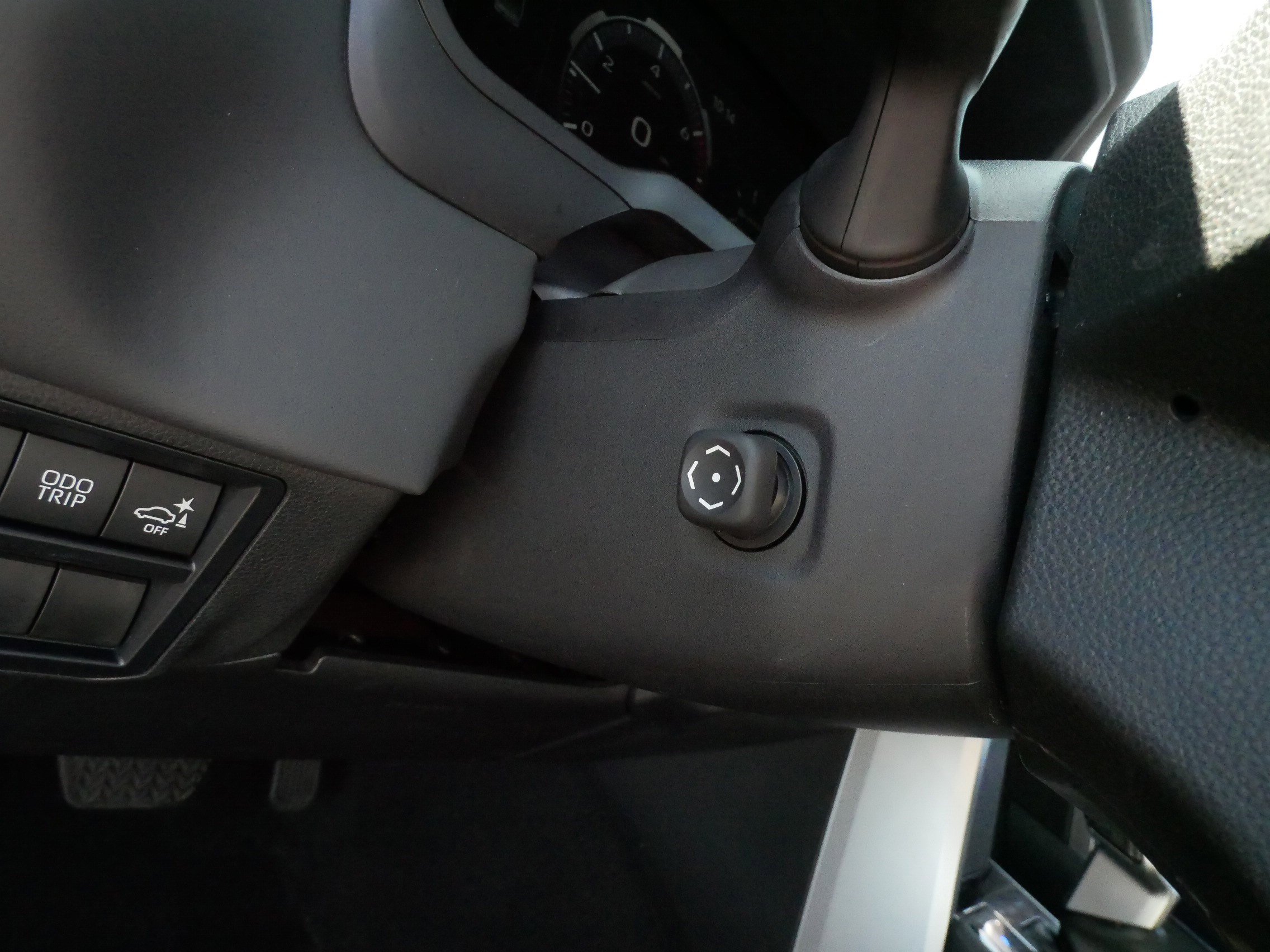 Used 2023 Toyota Tundra Platinum AWD/4WD image 34