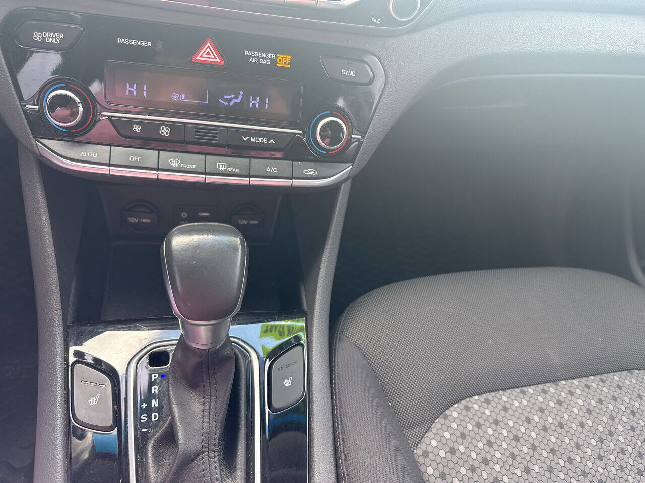 Used 2017 Hyundai Ioniq SEL FWD image 34