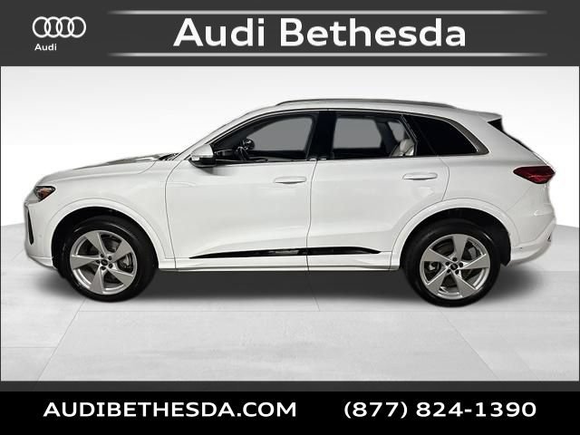 Certified 2025 Audi Q5 Premium w/ Premium Plus AWD/4WD image 4