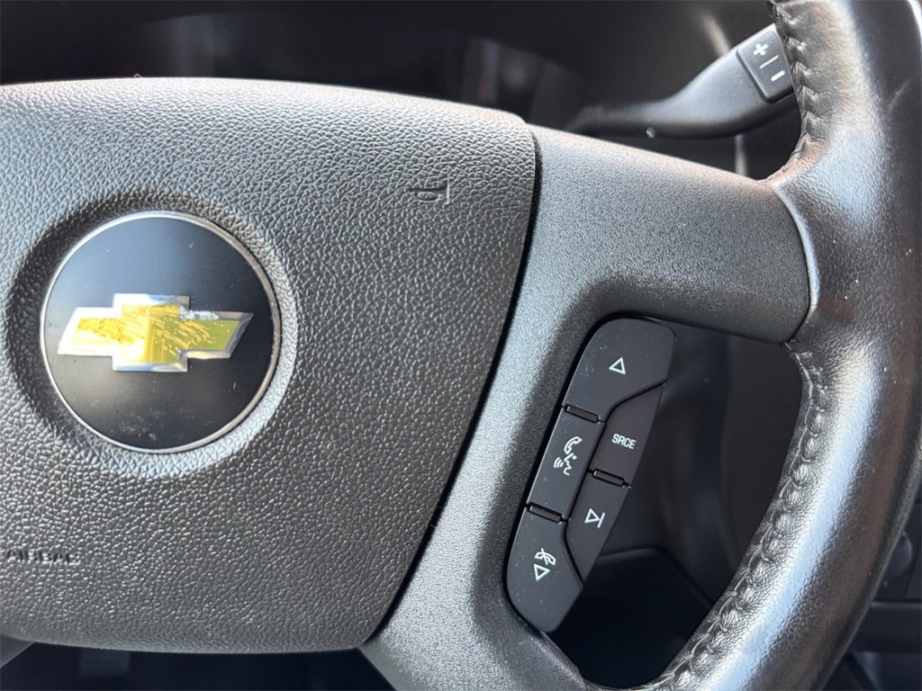 Used 2022 Chevrolet Express 2500 w/ Driver Convenience Package image 22
